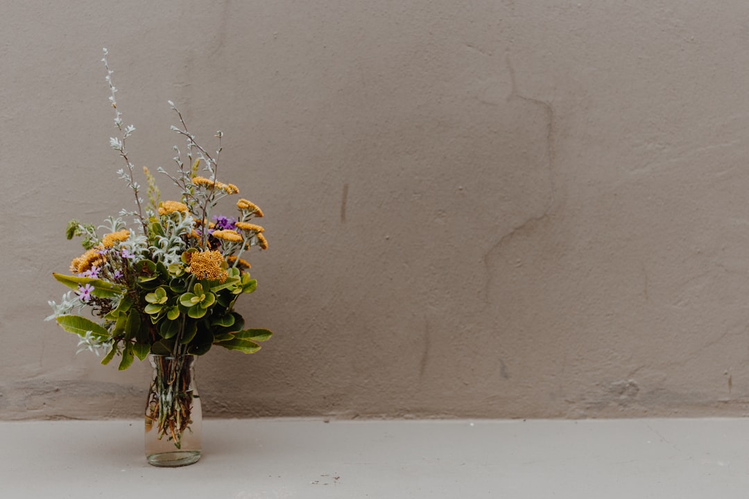 Sustainable Floral Materials